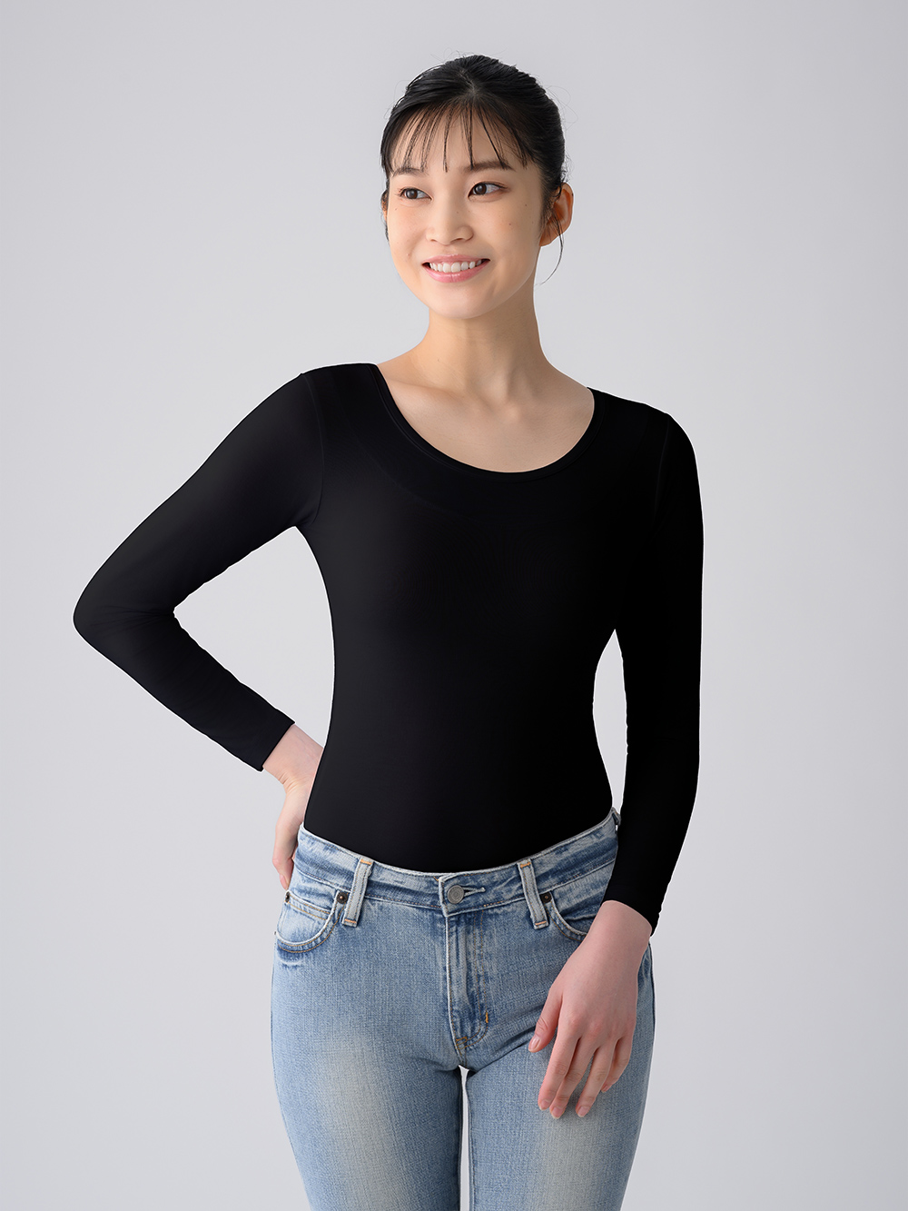 ReD バイタルテック Uネックインナー長袖 肩・腰コリ改善 ブラック 3L ブラック 3L